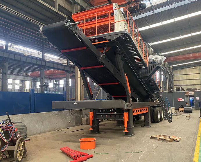 Mobile Screening Plant