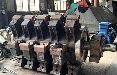 Low-Speed Compression Crushing - Reduced Dust and Noise