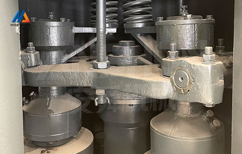 Wear-Resistant Roller and Ring Materials